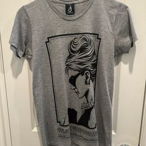 Gray Graphic Short Sleeve Tee